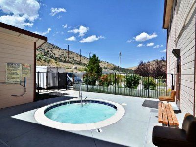 Western Topaz 3*